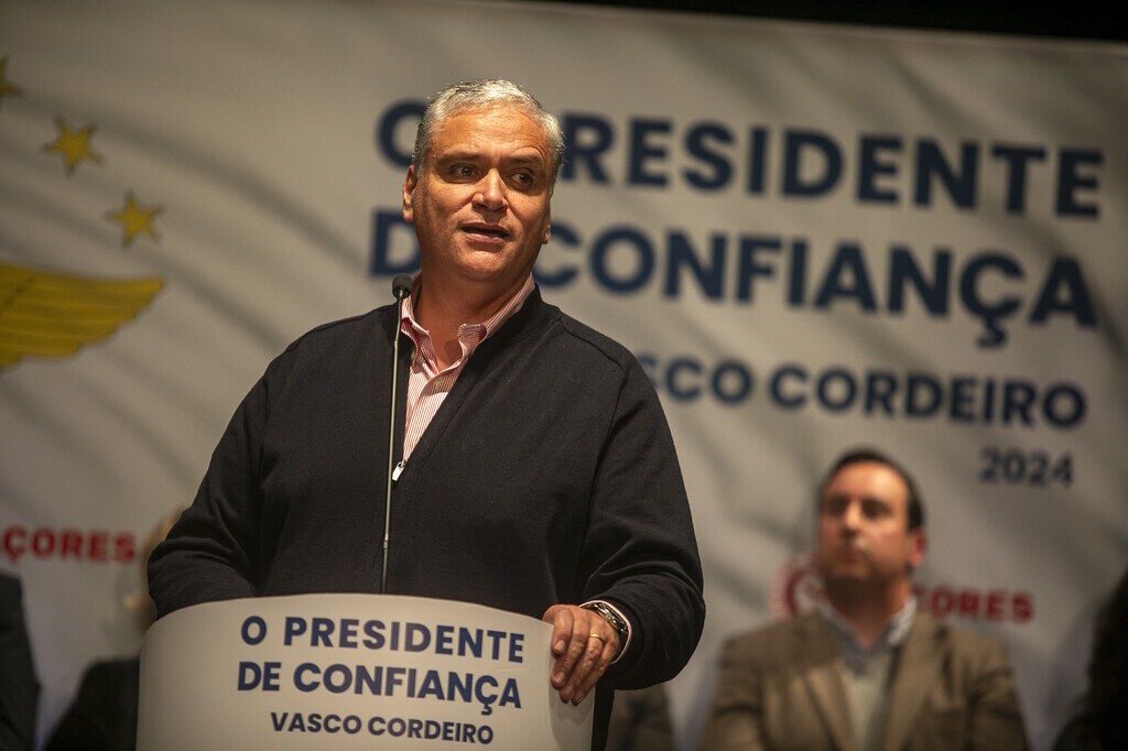Vasco Cordeiro: por cada 1.000 euros prometidos pela coligação PSD/CDS/PPM para a Terceira, 700 não saíram do papel